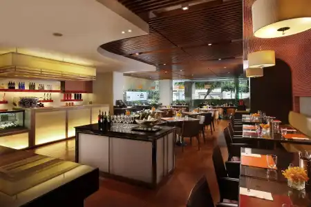 Sathorn Vista, Bangkok - Marriott Executive Apartments - 18