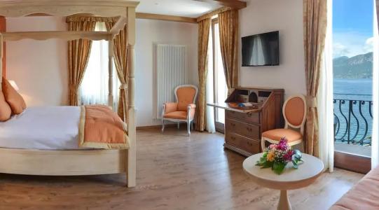 Lake Front Brenzone - 240