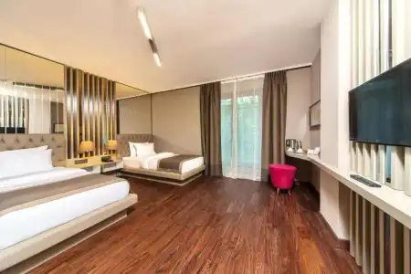 The City Suites - 34