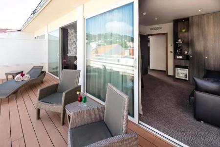 Best Western Premier Le Patio des Artistes - 191