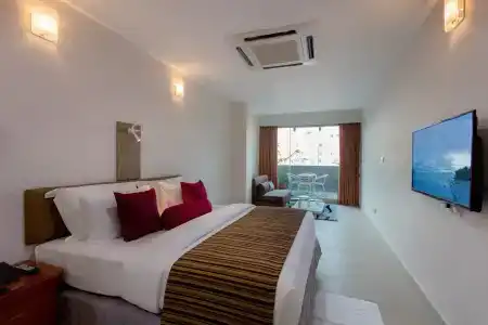 Beehive Central - 7