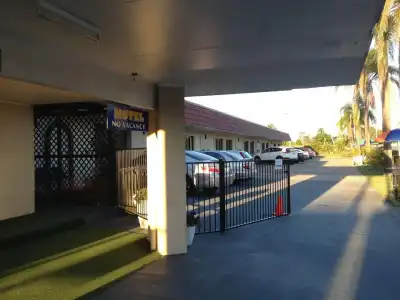 Main Street Motel - 11