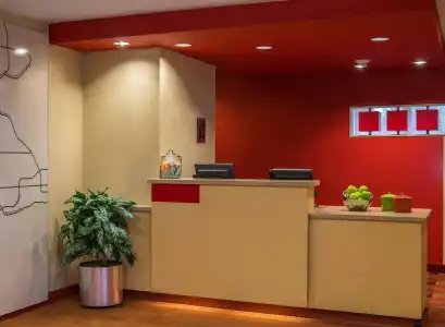 Sonesta Simply Suites Phoenix Scottsdale - 1