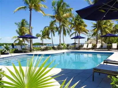 Coconut Palm Inn - 16