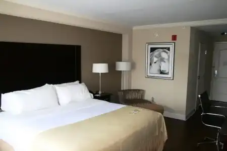 Holiday Inn Macon North by IHG - 61