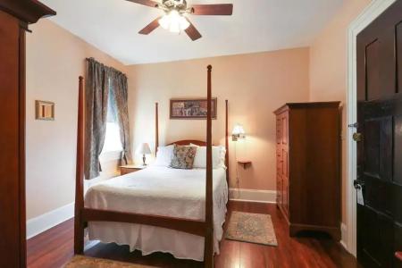 Elysian Fields Inn - 19