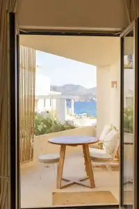 White Pebble Suites - 70