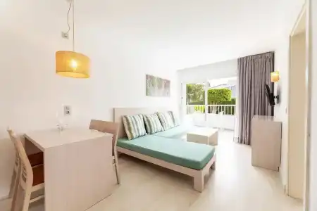 Palm Garden Apartments - 28