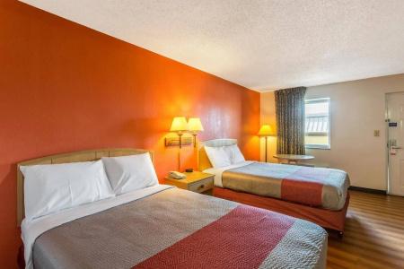 Motel 6 Nashville - 6