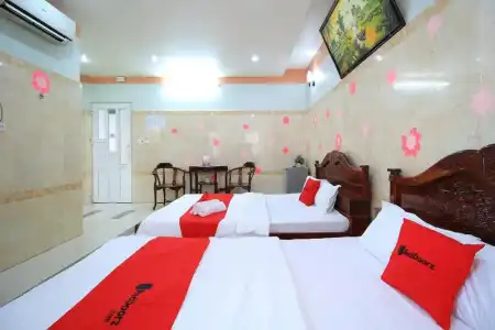 Chin Sao Nguyen Thi Thap - 13