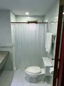 Mall Suites - 409