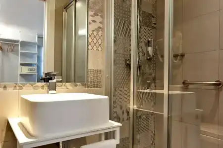 Ryans La Marina - 104