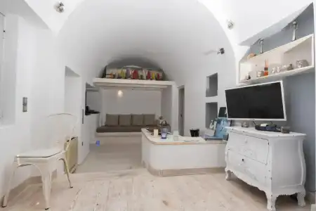 Hyperion Oia Suites - 54