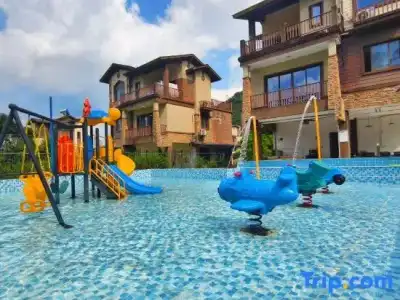 Tranquil Shores Holiday Apartments - 215
