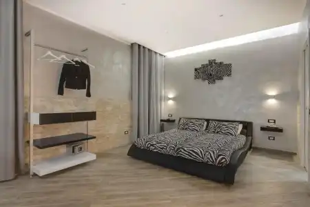 Excellence Suite - 120