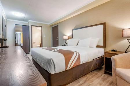 Quality Inn & Suites - 23