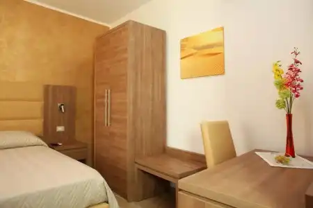 Coralia Bed and Breakfast - 38