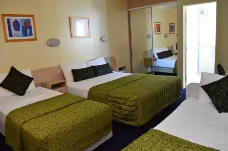 Airport Motel - 70