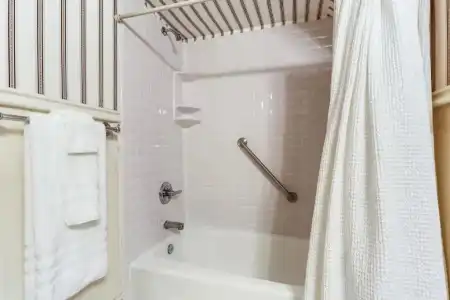 Maison Perrier Bed & Breakfast - 14