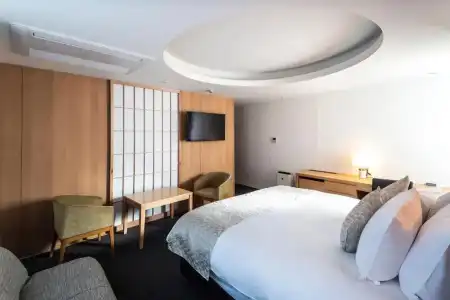 Kyoto Shijo Takakura Grandereverie - 76
