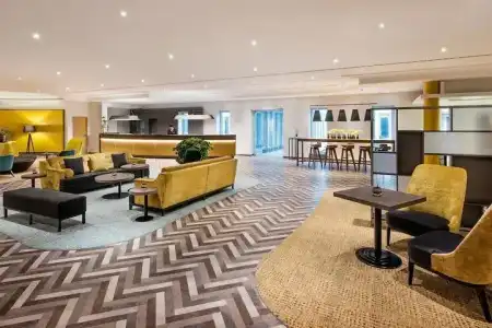 Sheraton Duesseldorf Airport - 61