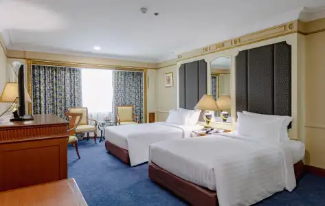 Golden Tulip Sovereign Bangkok - 2