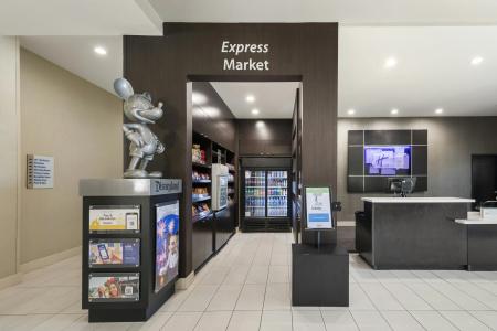 Holiday Inn Express & Suites Anaheim Resort Area by IHG - 12