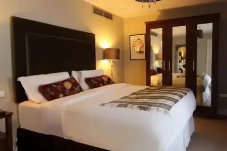 No.1 Pery Square & Spa - 68