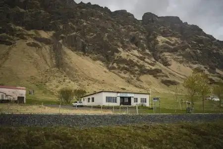 South Iceland Guesthouse - 21