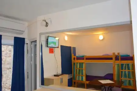 Montenegro Backpackers Home Budva - 27