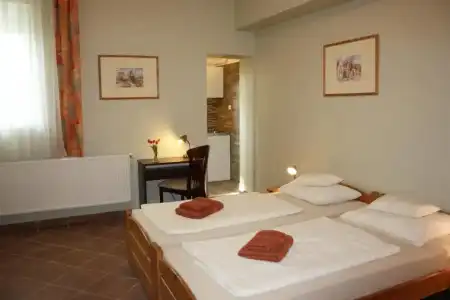 Polus Pension - 25