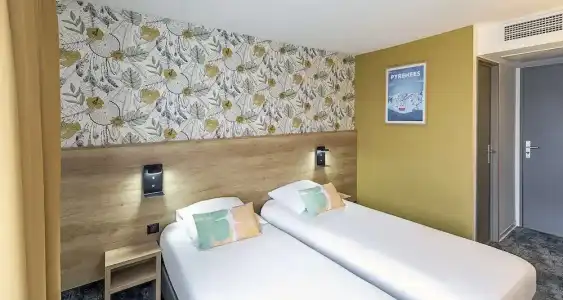 Ostal Pau Université - Sure Collection by Best Western - 77