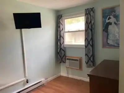 Hillside Motel - 15