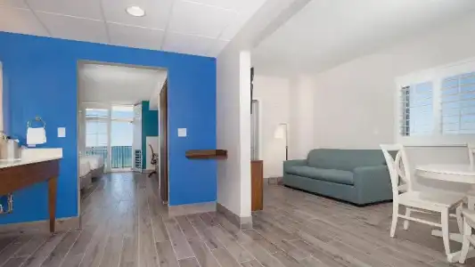 Holiday Inn Express & Suites Panama City Beach - Beachfront by IHG - 73