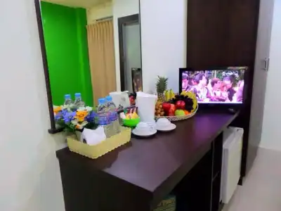 Thana Patong Guesthouse - 12