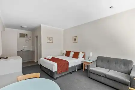 Taft Motor Inn - 29