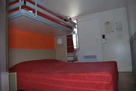 Première Classe Vannes - 52