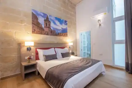 Georges Boutique Living - 13