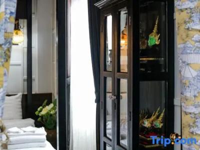 De Phanakron Boutique - 103