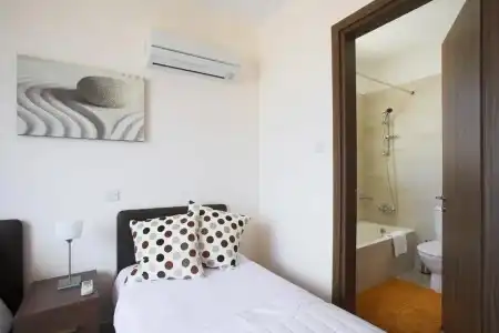 Chloraka Terrace Apartments - 23