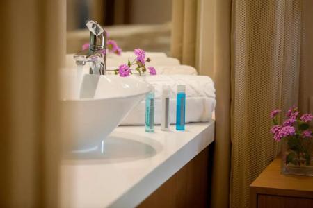 King Jason Paphos - Designed for Adults by Louiss - 117