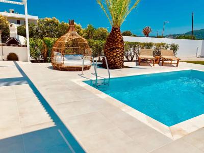 Vanik Suites - 120