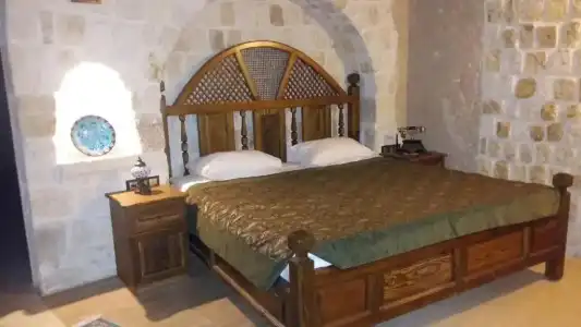 Oread Cave Suites - 107