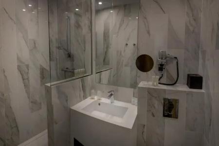 Best Western Plus Comedie Saint-Roch - 55