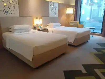 Courtyard by Marriott Agra - 2
