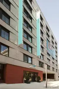 Motel One Stuttgart-Mitte - 1