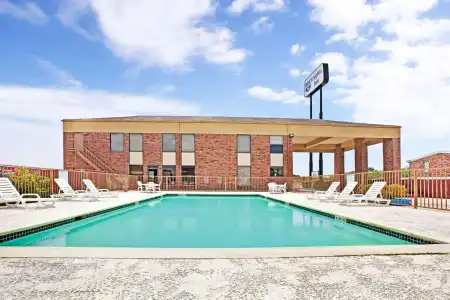 Knights Inn South Houston - 9