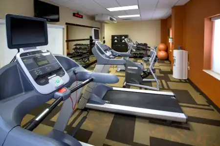 Courtyard by Marriott Boston-South Boston - 16