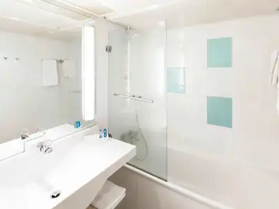 Novotel Bayeux - 8