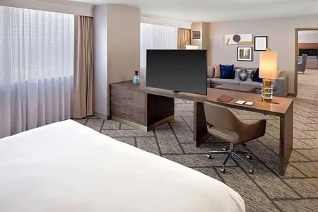 DoubleTree by Hilton Tulsa Downtown - 59
